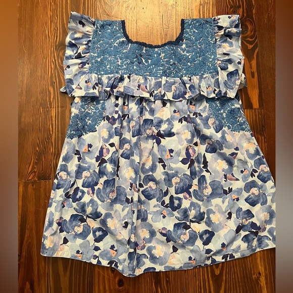 MI GOLONDRINA Soledad Blouse Blue and White Floral - Picture 6 of 7